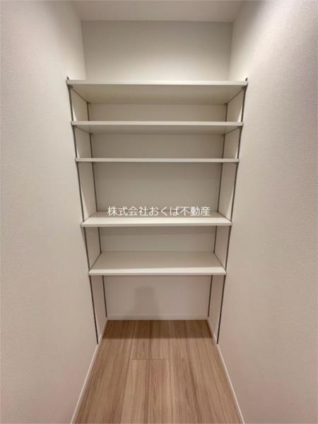 ノヴァイフ黒髪（102） 収納