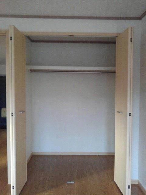 レジデンスタナカＢ（105） 収納