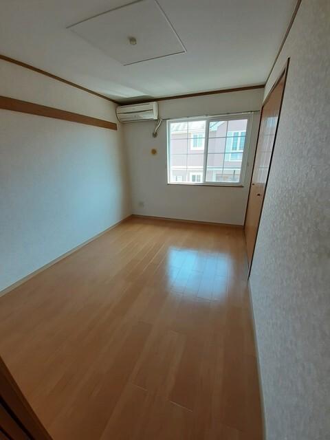 エスポアールシラキⅡ（202） 室内