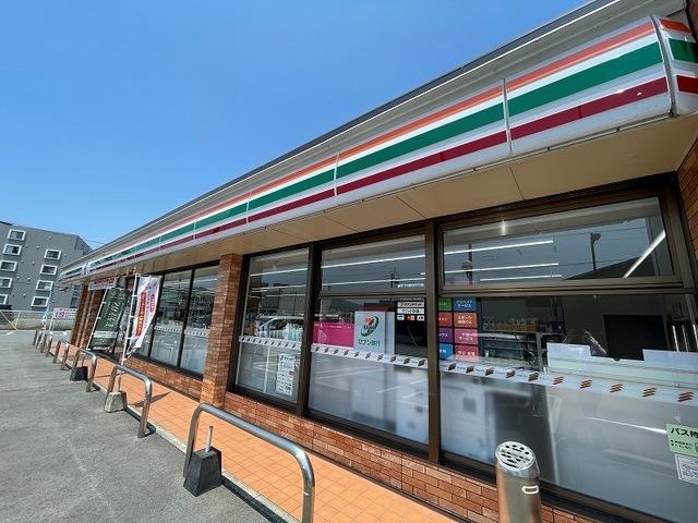 セブンイレブン蓮台寺１丁目店：300m