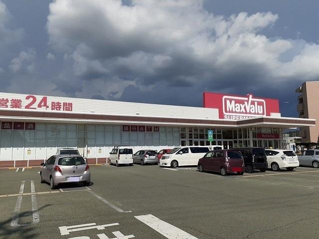 マックスバリュ新託麻店：400m
