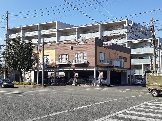 ジョイフル渡鹿店：700m