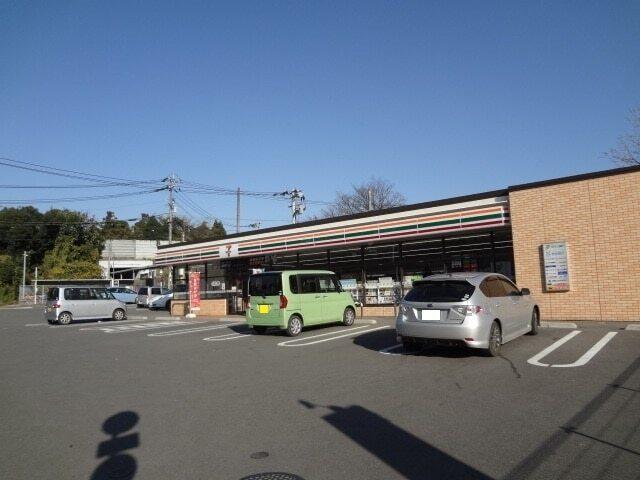 セブンイレブン三ツ石駅前店：1000m