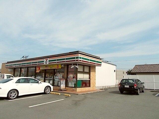 セブンイレブン菊陽バイパス店：80m