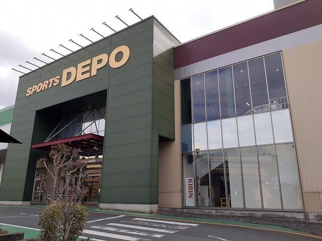 SPORTS DEPO：260m