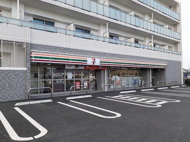 セブンイレブン安永店：650m