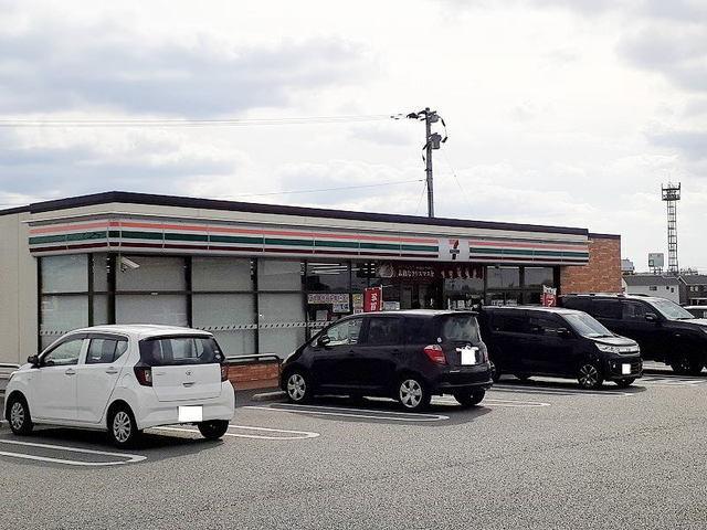 セブンイレブン小山４丁目店：600m