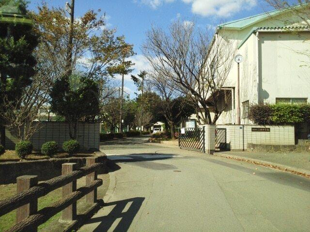 二岡中学校：1600m