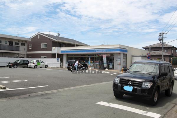 ローソン 熊本出水ふれあい通り店：180m