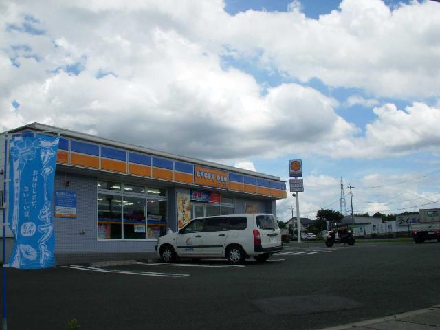 エブリワン国体道路店：628m