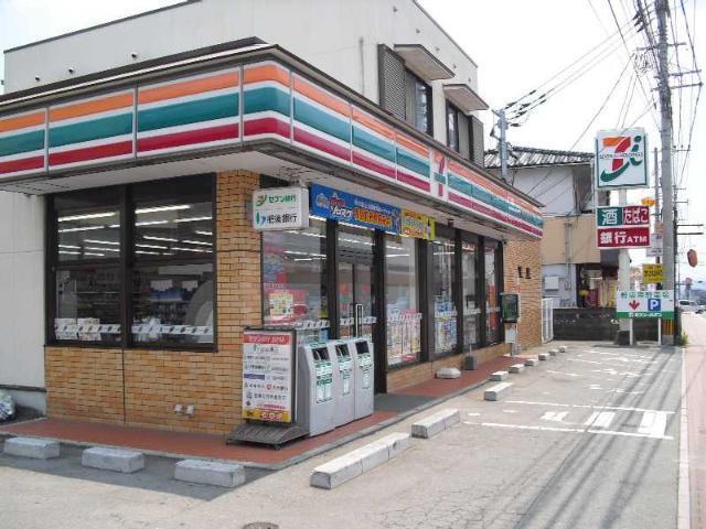 セブンイレブン合志須屋南店：2300m
