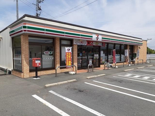 セブンイレブン鹿子木店：1500m