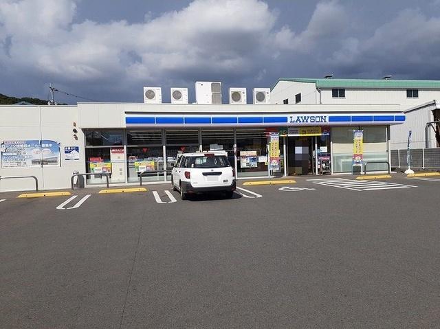 ローソン小山５丁目店：700m