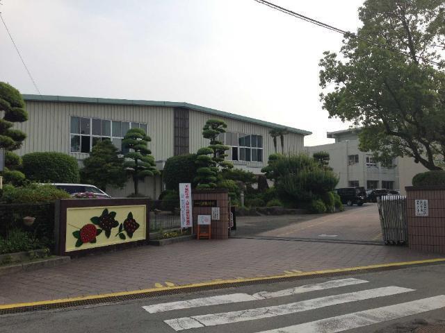 熊本市立北部東小学校：869m