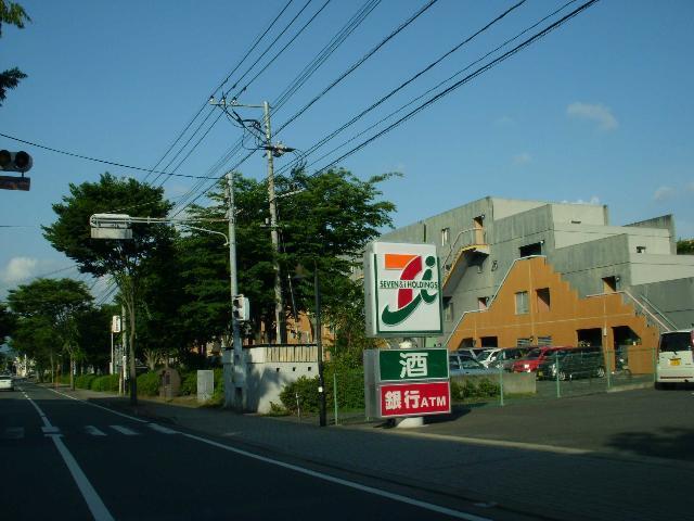 セブンイレブン熊本新地団地前店：820m