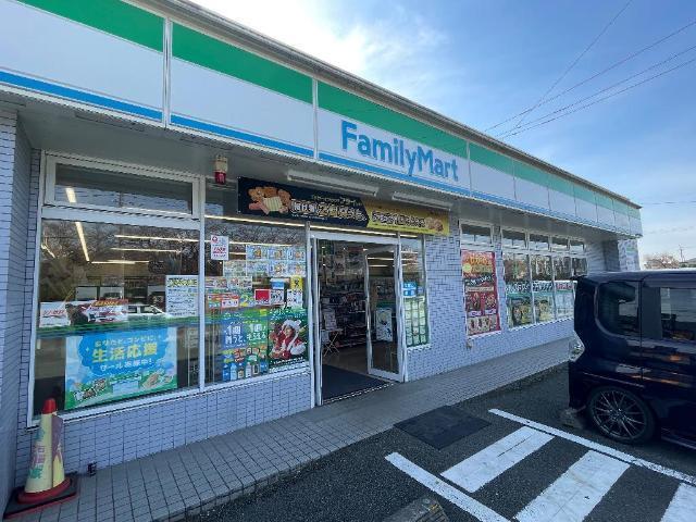 ファミリーマート大津室店：900m
