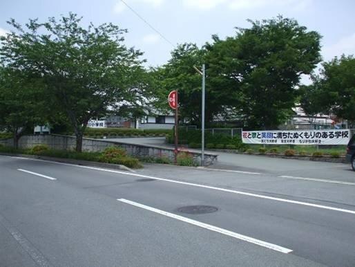 大津町立護川小学校：585m