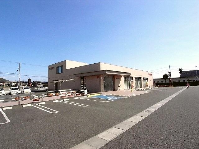 肥後銀行　植木支店：1300m
