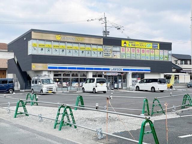 ローソン益城惣領北店：600m