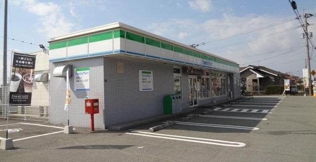 ファミリーマート小島店：360m