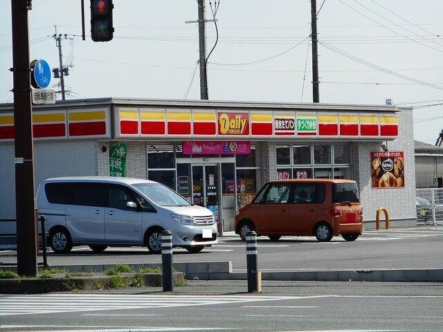 デイリーヤマザキ中島店：2500m