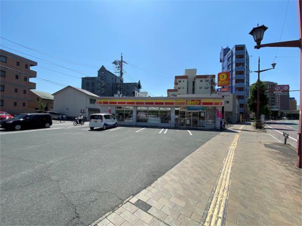 シモカワ 九品寺店：381m