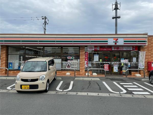 セブンイレブン 菊陽境松店：656m