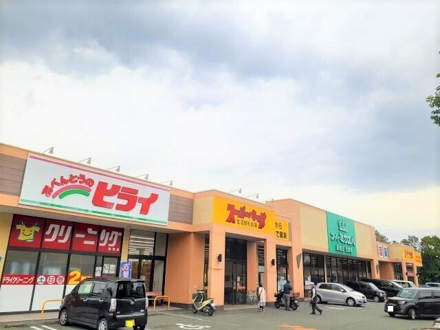 スーパーミカエル新地店：700m