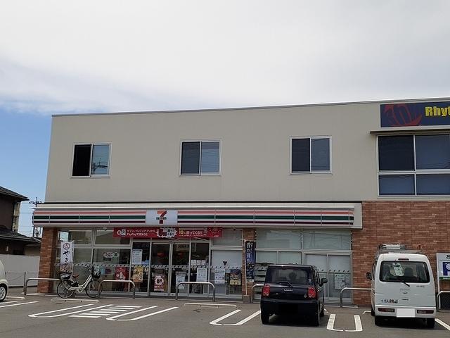 セブンイレブン薄場２丁目店：1100m