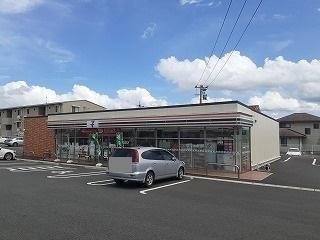 セブンイレブン大津バイパス店：130m