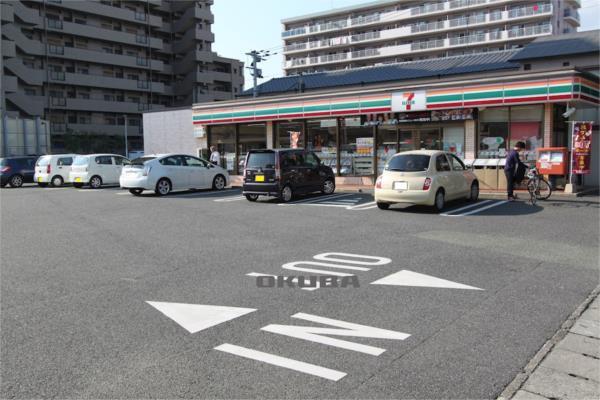 セブンイレブン 熊本月出2丁目店：213m