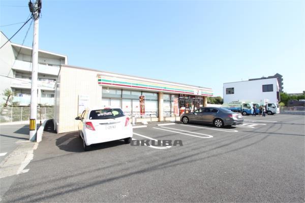 セブンイレブン 熊本産業道路店：578m