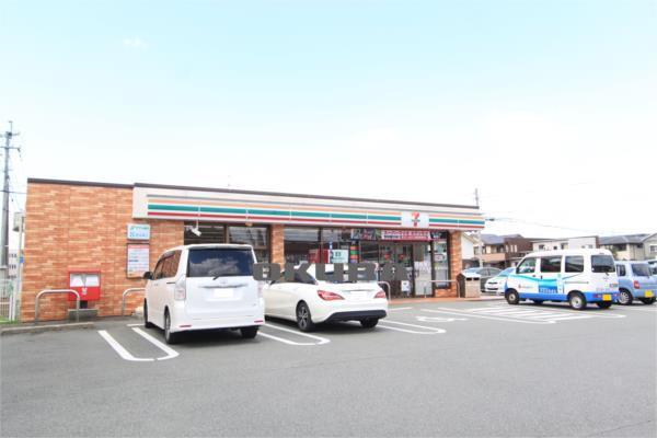 セブンイレブン 熊本セイラタウン店：446m