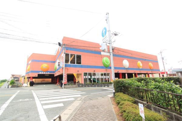 スポーツスタジアムトウヤ 新外店：255m