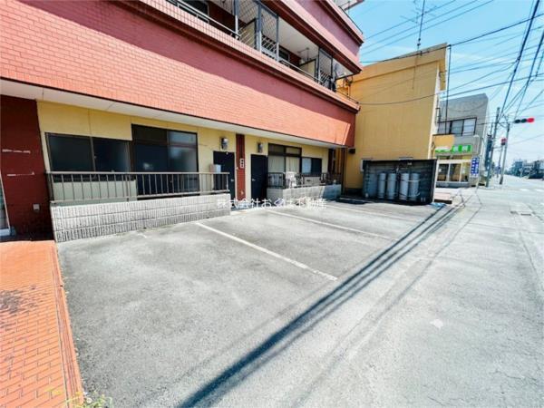 フラワーマンション（0302） 駐車場