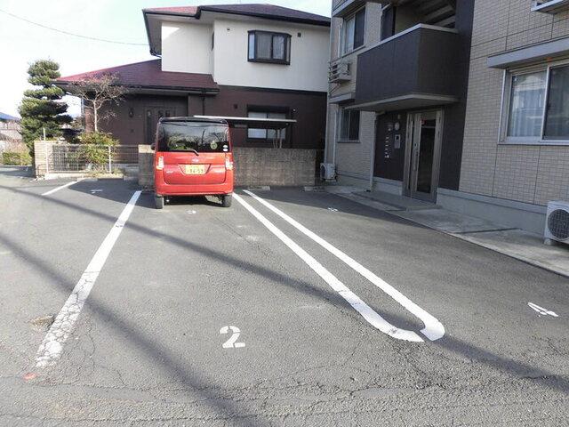 チェルシー広崎（302） 駐車場