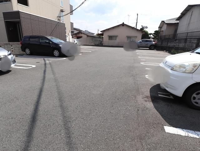 ディアコート・宙（101） 駐車場