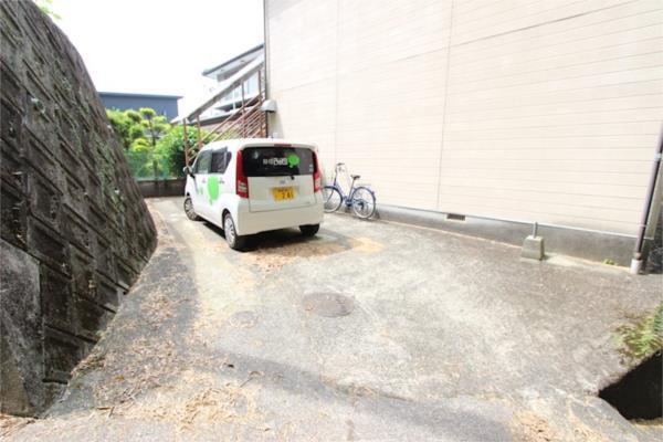 花園台コーポ（0101） 駐車場