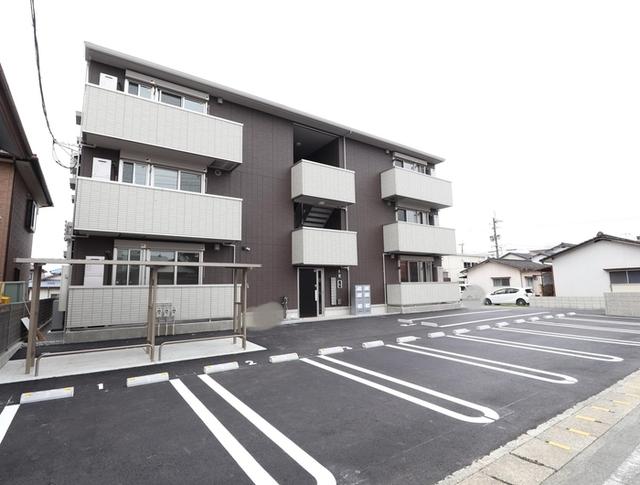 エトワール花立（101） 駐車場
