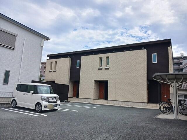 ラ・ペジーブル新大江（101） 外観