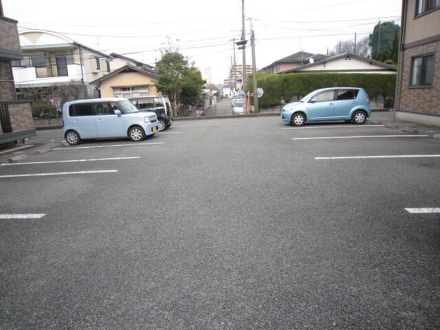 ボナール　A棟（202） 駐車場