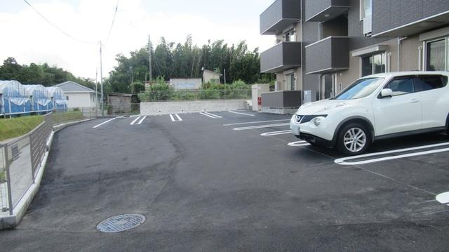 サン　ベノア（205） 駐車場