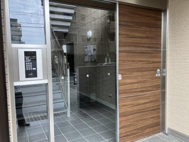 D-room新屋敷（201） エントランス