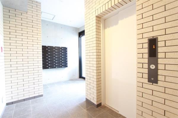 クロノス41新町IV（801） ロビー