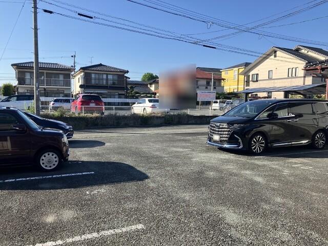 サニーコート帯山（103） 駐車場