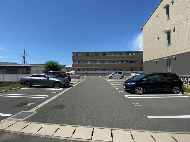 Ｄ’スカイヒルズ（101） 駐車場