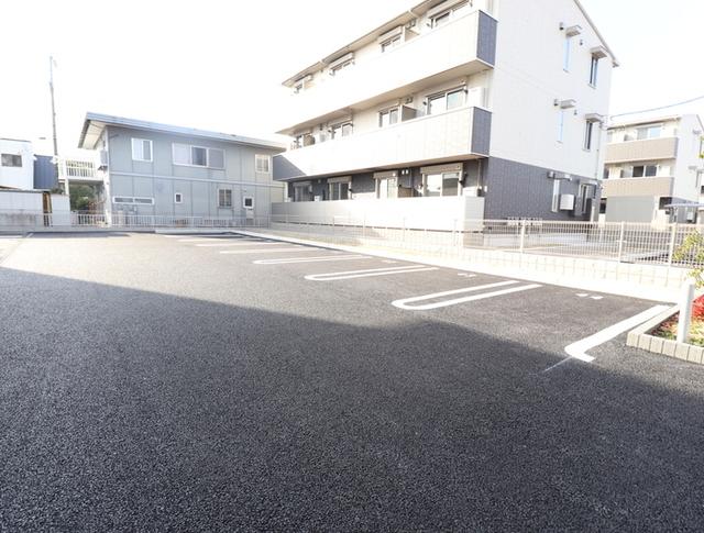 ルヴェデュソレイユ　Ⅳ（101） 駐車場