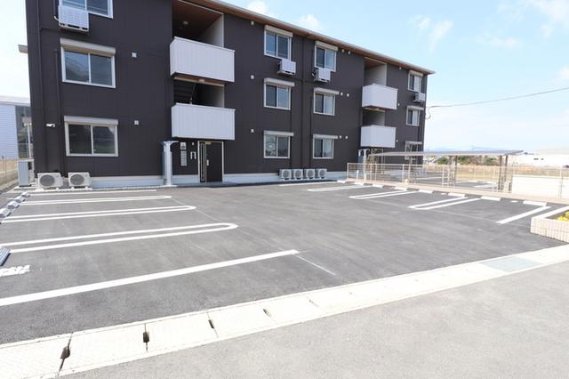 TSコート広崎（205） 駐車場