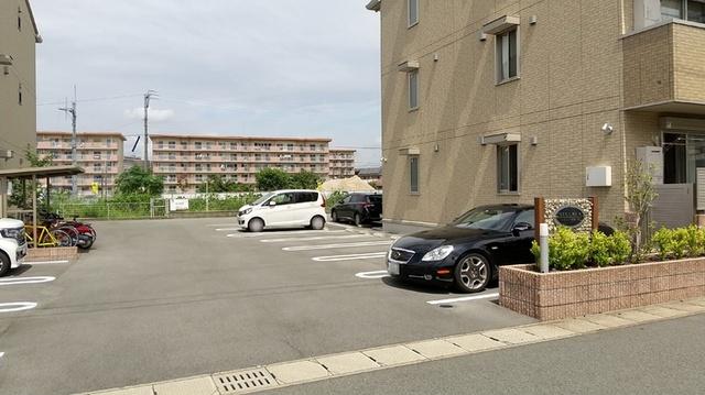 セキュレア須屋　I棟（102） 駐車場