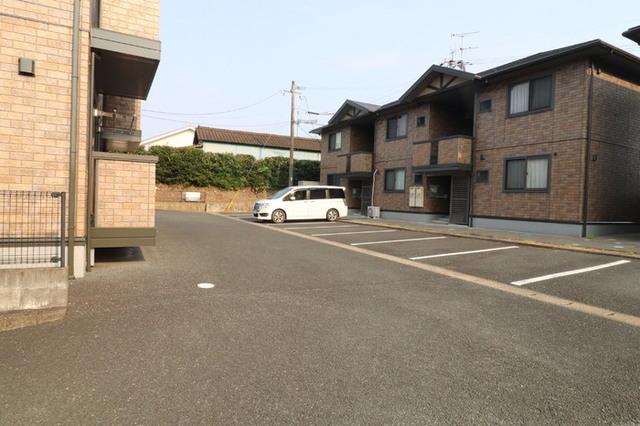 アクティブ　A棟（202） 駐車場